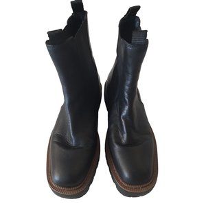 Sam Edelman Laguna Chelsea Boot Size 8 Modern Classic Business Causal